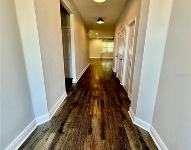 7942 Roma Dune Drive - Photo Thumbnail 10