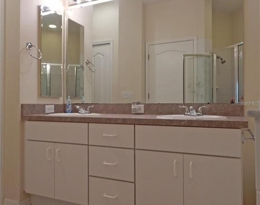 5925 Sandhill Ridge Drive - Photo Thumbnail 19