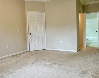 2249 Portofino Place - Photo Thumbnail 14