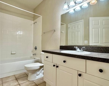 2249 Portofino Place - Photo Thumbnail 19