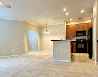 2249 Portofino Place - Photo Thumbnail 2