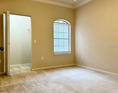 2249 Portofino Place - Photo Thumbnail 17