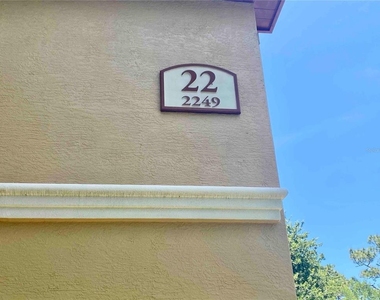2249 Portofino Place - Photo Thumbnail 23