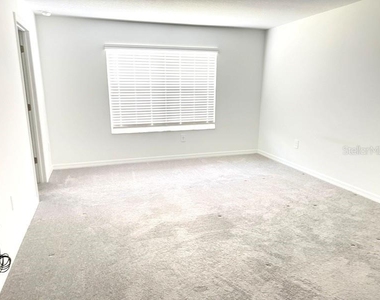 32010 Spiceberry Street - Photo Thumbnail 5