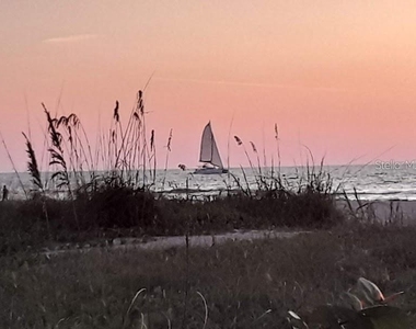 1480 Gulf Boulevard - Photo Thumbnail 24