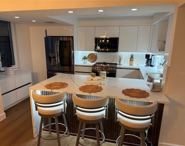 1480 Gulf Boulevard - Photo Thumbnail 6