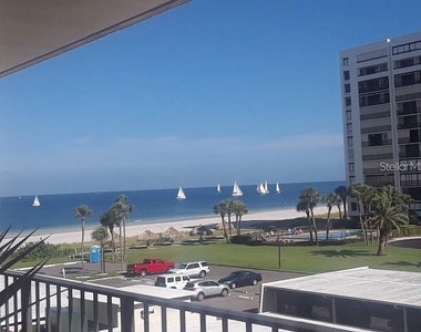 1480 Gulf Boulevard - Photo Thumbnail 2
