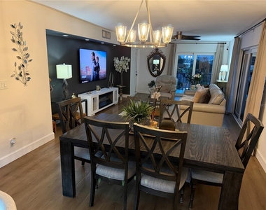 1480 Gulf Boulevard - Photo Thumbnail 3