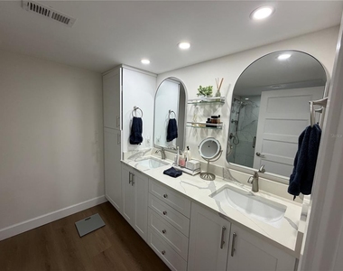 1480 Gulf Boulevard - Photo Thumbnail 9