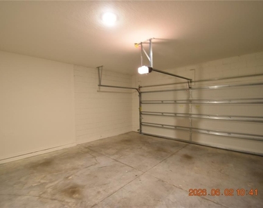 20076 Azul Marble Loop - Photo Thumbnail 14