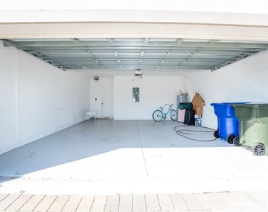 2831 Alder Berry Boulevard - Photo Thumbnail 19