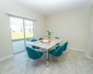 2831 Alder Berry Boulevard - Photo Thumbnail 5
