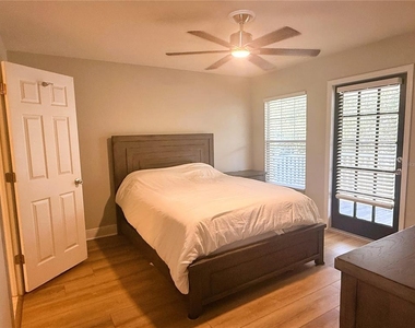 1934 W Spruce Street - Photo Thumbnail 22