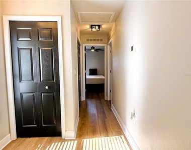 1934 W Spruce Street - Photo Thumbnail 14