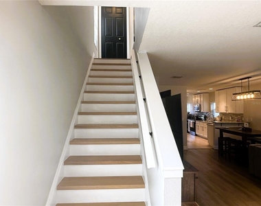 1934 W Spruce Street - Photo Thumbnail 13