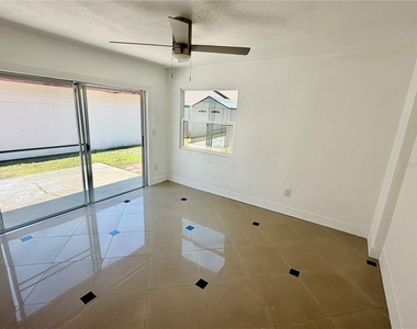 7031 Drury Street - Photo Thumbnail 14