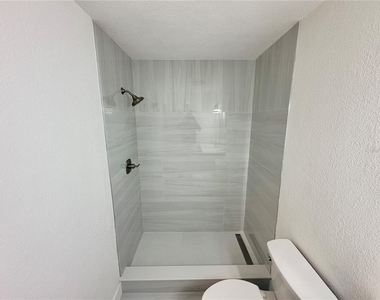 7031 Drury Street - Photo Thumbnail 21