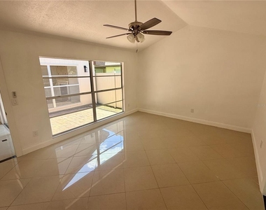 7031 Drury Street - Photo Thumbnail 6