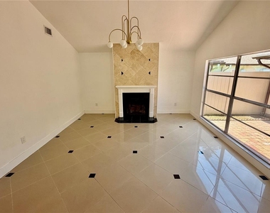 7031 Drury Street - Photo Thumbnail 2