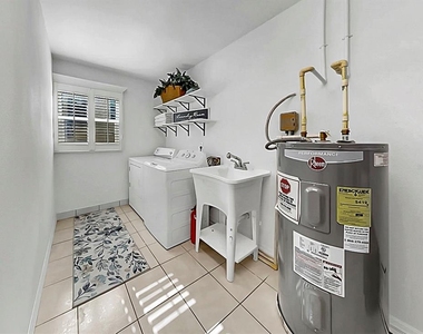 6344 Cottonwood Lane - Photo Thumbnail 47
