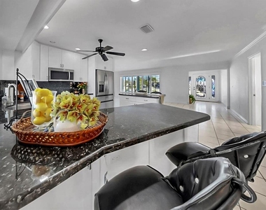 6344 Cottonwood Lane - Photo Thumbnail 19