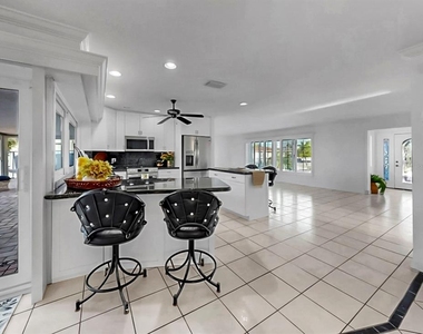 6344 Cottonwood Lane - Photo Thumbnail 20
