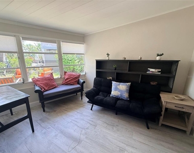 6407 1st Palm Point - Photo Thumbnail 11