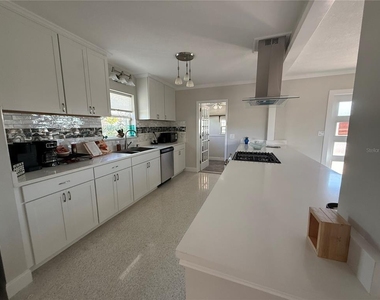 6407 1st Palm Point - Photo Thumbnail 6