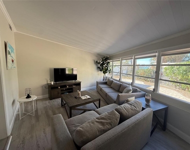 6407 1st Palm Point - Photo Thumbnail 3