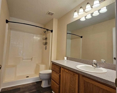 6290 W Oak Park Boulevard - Photo Thumbnail 22