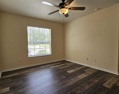 6290 W Oak Park Boulevard - Photo Thumbnail 20