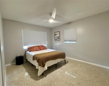 4917 99th Street N - Photo Thumbnail 7