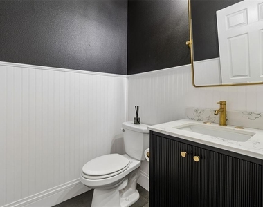 9210 Fox Sparrow Road - Photo Thumbnail 17