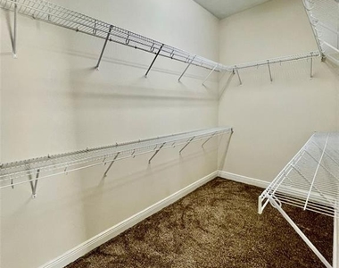 7926 Stoney Hill Drive - Photo Thumbnail 23