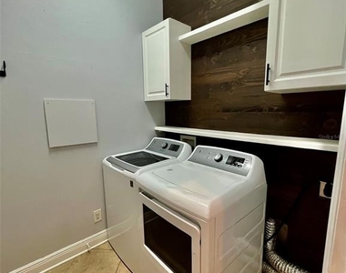 7926 Stoney Hill Drive - Photo Thumbnail 22