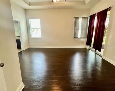 7926 Stoney Hill Drive - Photo Thumbnail 5