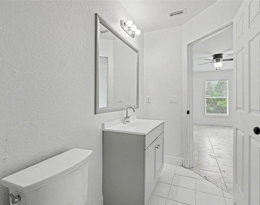 1128 Neville Avenue - Photo Thumbnail 15