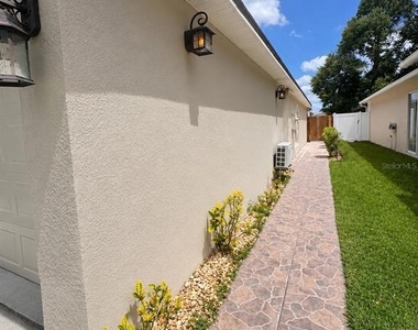 13830 Gentle Woods Avenue - Photo Thumbnail 15