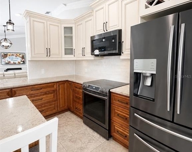 13830 Gentle Woods Avenue - Photo Thumbnail 3
