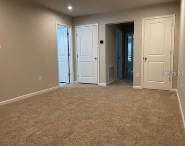 3235 Timber Crossing Avenue - Photo Thumbnail 13