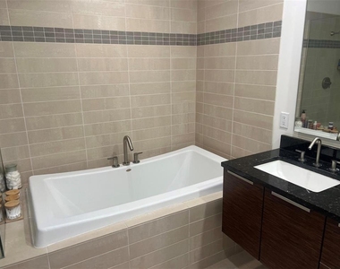 145 2nd Avenue S - Photo Thumbnail 7