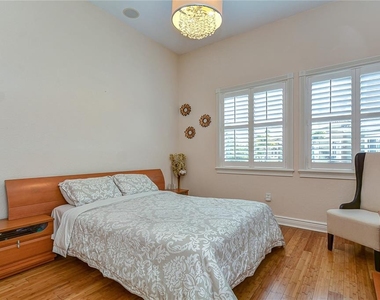 4907 Bayshore Boulevard - Photo Thumbnail 21
