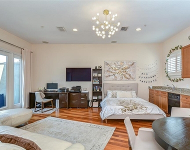4907 Bayshore Boulevard - Photo Thumbnail 27