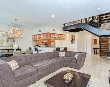 4907 Bayshore Boulevard - Photo Thumbnail 6