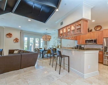 4907 Bayshore Boulevard - Photo Thumbnail 4