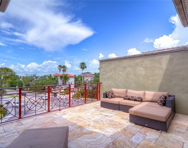 4907 Bayshore Boulevard - Photo Thumbnail 31