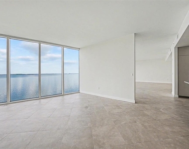 2900 W Bay To Bay Boulevard - Photo Thumbnail 7