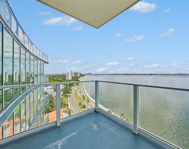 2900 W Bay To Bay Boulevard - Photo Thumbnail 26