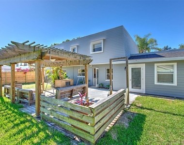 4711 W San Rafael Street - Photo Thumbnail 7