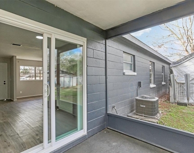 7711 Amherst Street - Photo Thumbnail 23